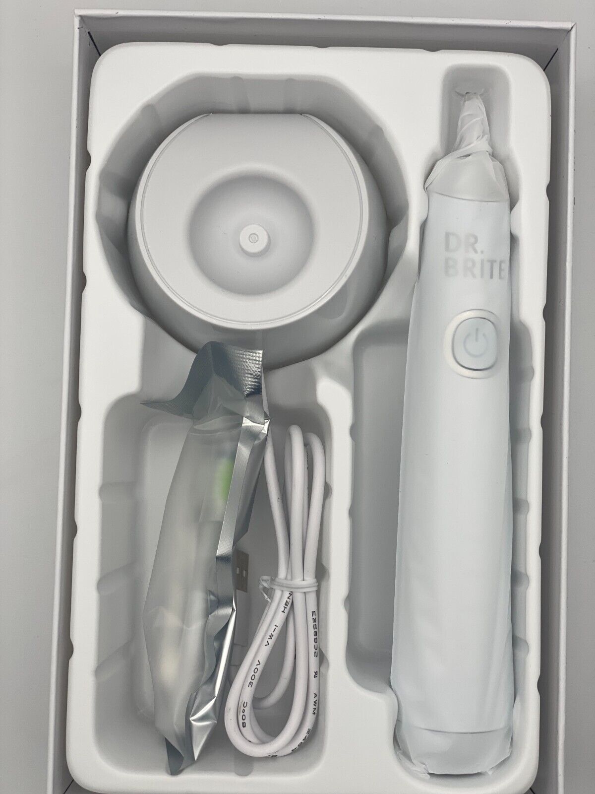 Dr Brite Sonic Electric Toothbrush 38K Strokes PerMin 4 Mode 3 Replacement Heads